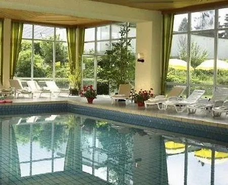 Hotel Saigerhoeh Wellness Spa Golf Wandern Ueber Dem Titisee 