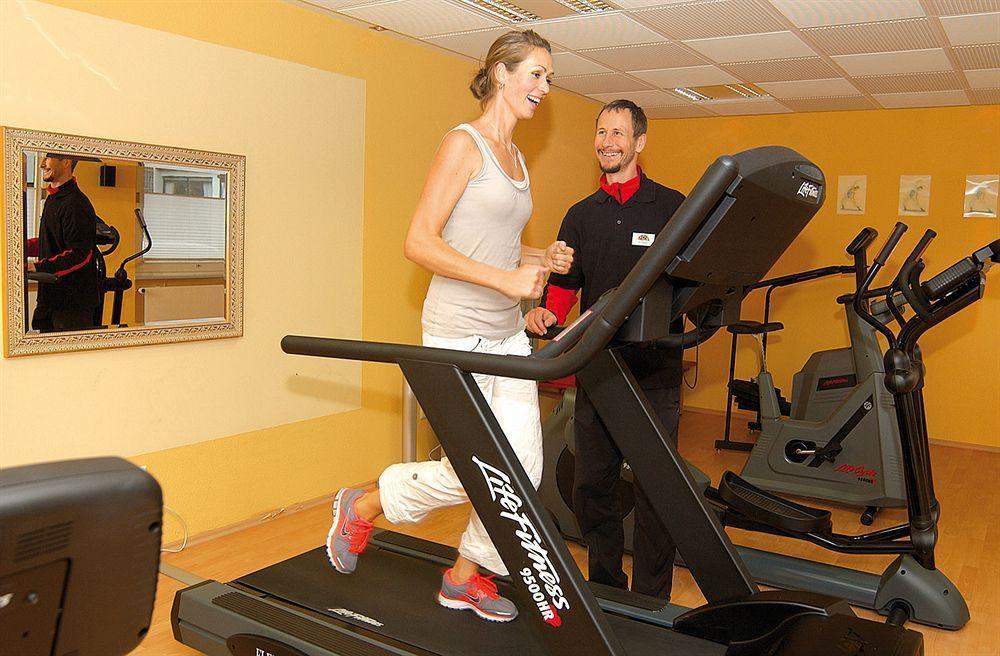 Saigerhoeh Wellness Golf Wandern Ueber Dem Titisee 4*