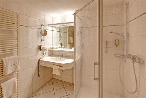 Saigerhoeh Wellness Golf Wandern Ueber Dem Titisee Отель